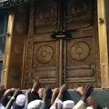 Khana kaba door