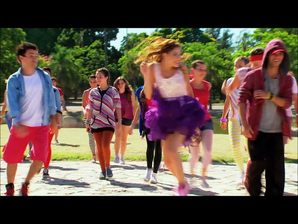 Maggie McClure (Violetta 1) - This Is My World (מתורגם)