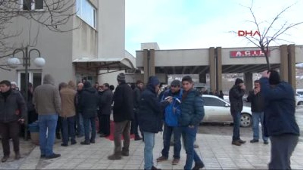 Elazığ - Karakoçan Belediye Başkanı Gözaltında Kalp Krizi Geçirdi