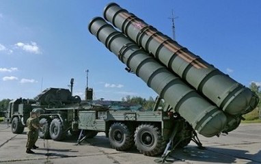 ЗРК С-400 'Триумф' заступил на боевое дежурство в Подмосковье 29.01.2016