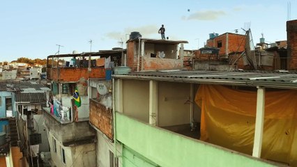 Na Quebrada - Trailer Oficial - 16 de outubro de 2014 nos cinemas