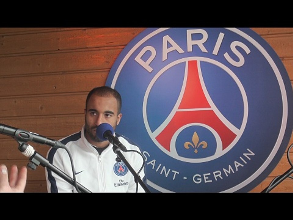 PSG : "Laurent Blanc me parle souvent. Après l'entraînement, je travaille parfois seul avec lui." LUCAS dans Tribune 100% Ducrocq sur France Bleu 107.1