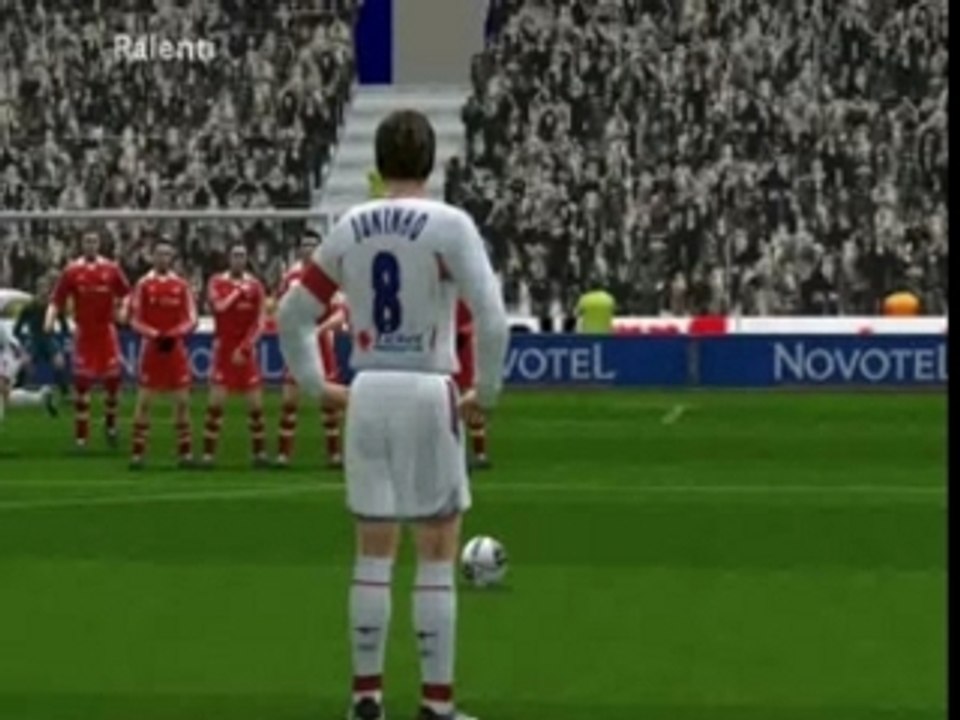 coup franc de juninho