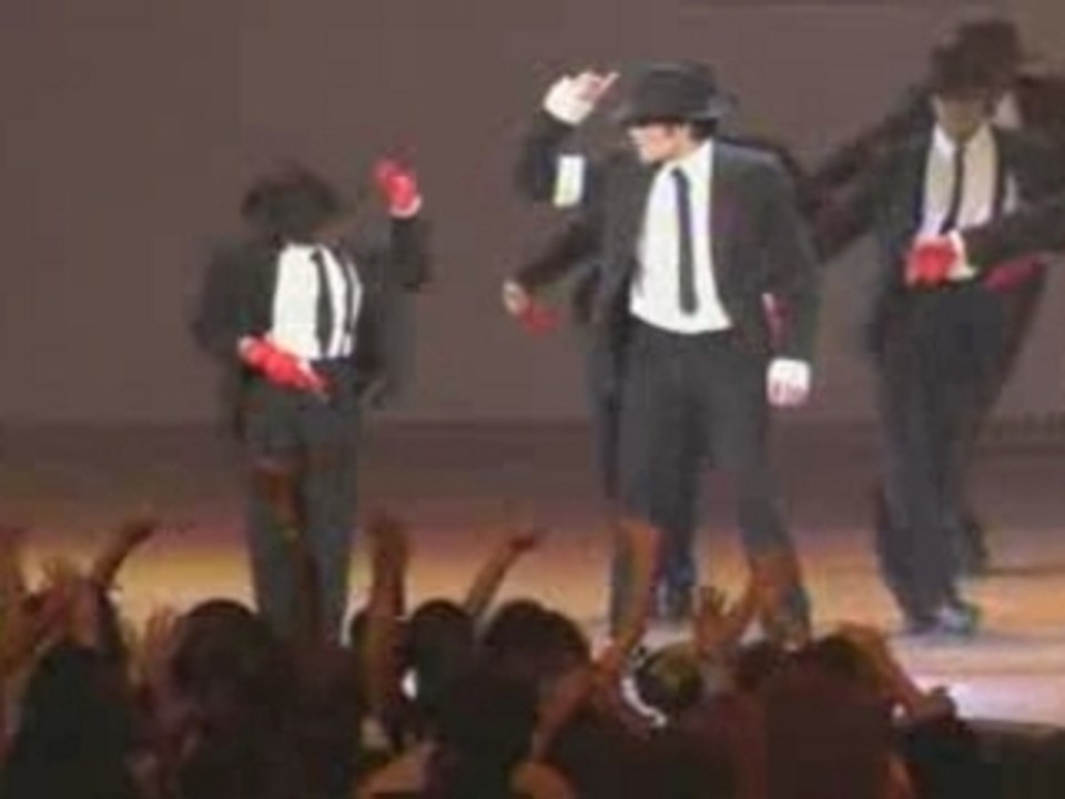 Michael Jackson - Dangerous (Live version)