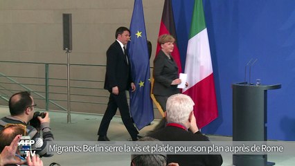 Migrants: Berlin serre la vis et plaide pour son plan auprès de Rome