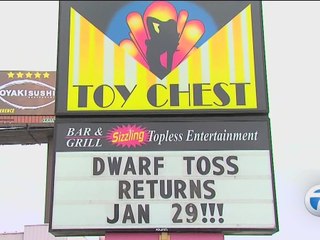 Detroit topless bar's "Dwarf Toss" event enrages thousands