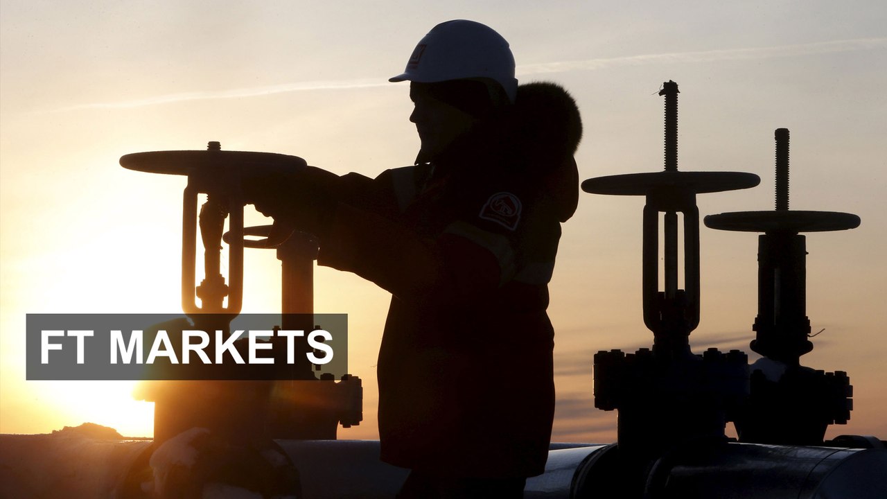 Russia floats idea of oil output cut