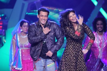 Salman Khan's Stage Performance_At_Filmfare Awards 2014_Full-HD_720p