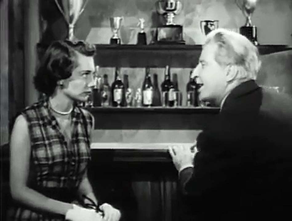 Follow That Man - Murder in the Rough - Free Classic TV Shows Full Episodes