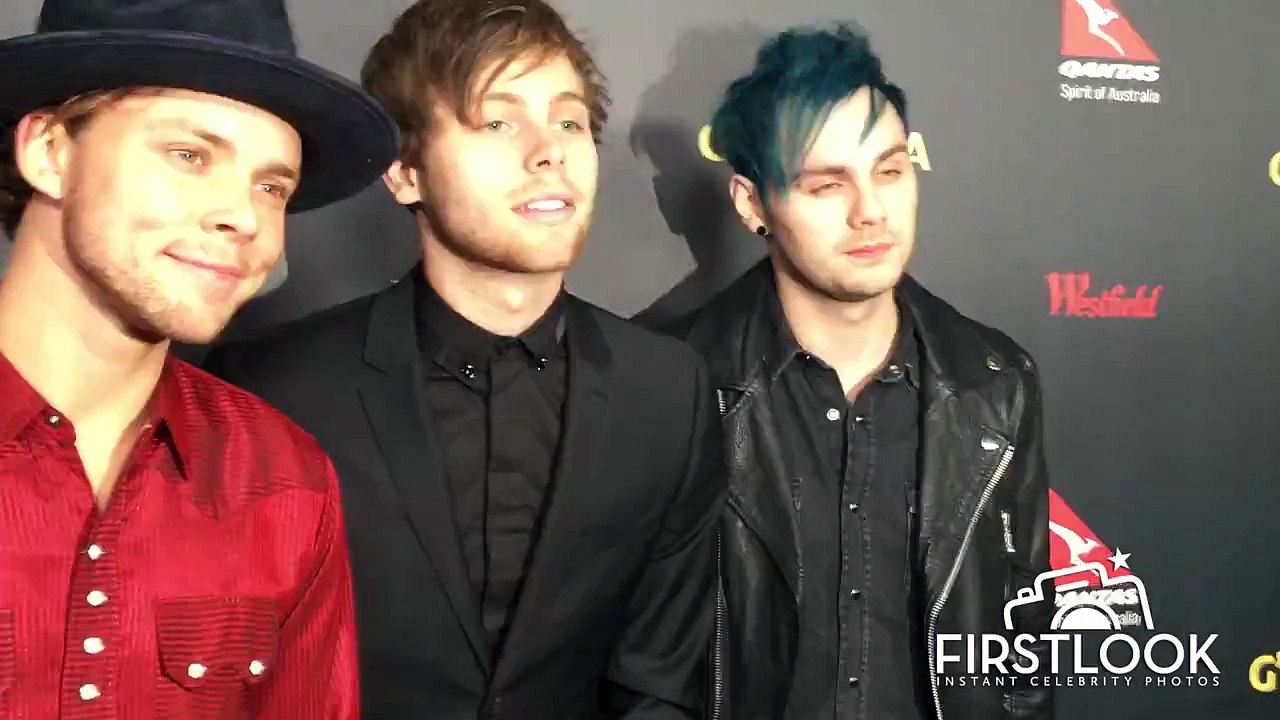 Ready for their close ups! Ashton Irwin, Luke Hemmings, and Michael Clifford from G\'day USA