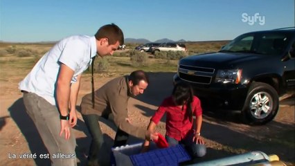 ils enquêtent sur une affaire d\'ovni et vont voir quelquechose d\'incroyable !