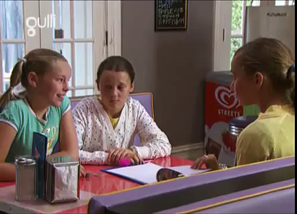 Grand Galop S3 - EP11: La grand défilé