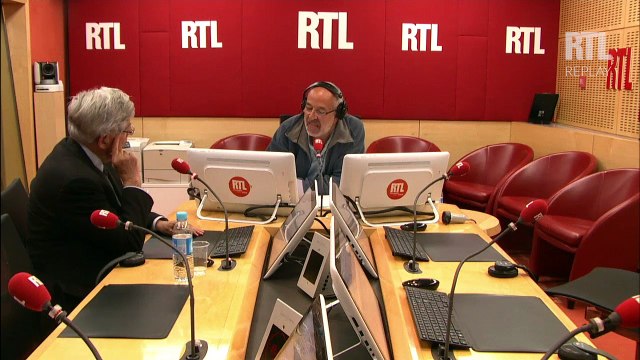 Jean-Pierre Chevènement : S'il y a des gens qui se considèrent comme Français de papiers, ils n'ont qu'à en tirer les conséquences