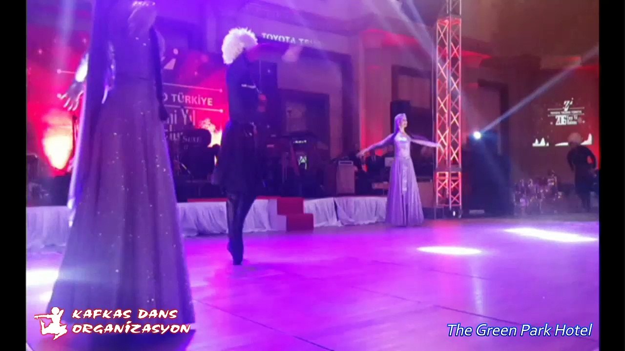Kuzeykafkas Gösterisi,Kuzeykafkas Düğünü