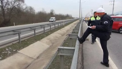 Halk Otobüsüne Motosikletle Çarpan Gencin Kafası Koptu