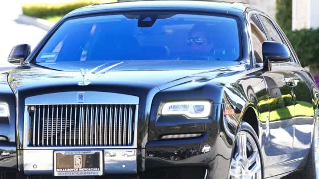 Kris Jenner Heads to Blac Chyna's House to Talk to Rob Kardashian!