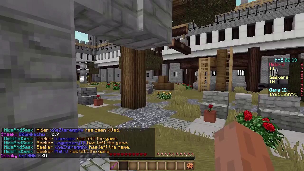 HIDE & SEEK Minecraft Mini Game NAKED ZAI w/ ZaiLetsPlay