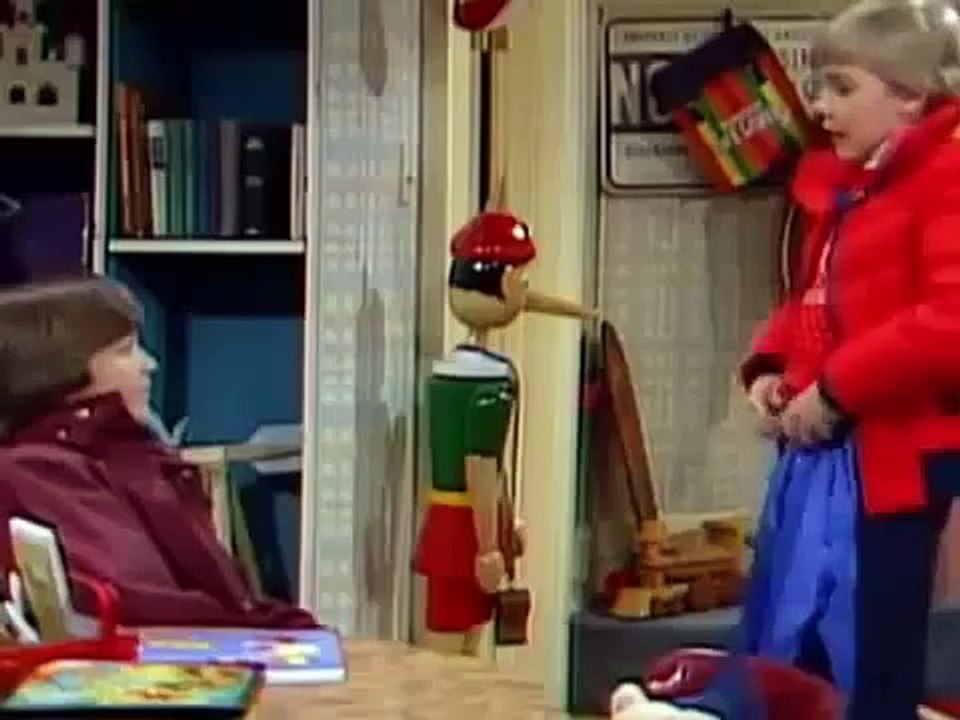 Silver Spoons | Season 01 Episode 19 | \"Three\'s a Crowd\" | [ FULL EPİSODE ]