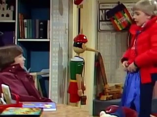 Silver Spoons | Season 01 Episode 19 | \"Three\'s a Crowd\" | [ FULL EPİSODE ]