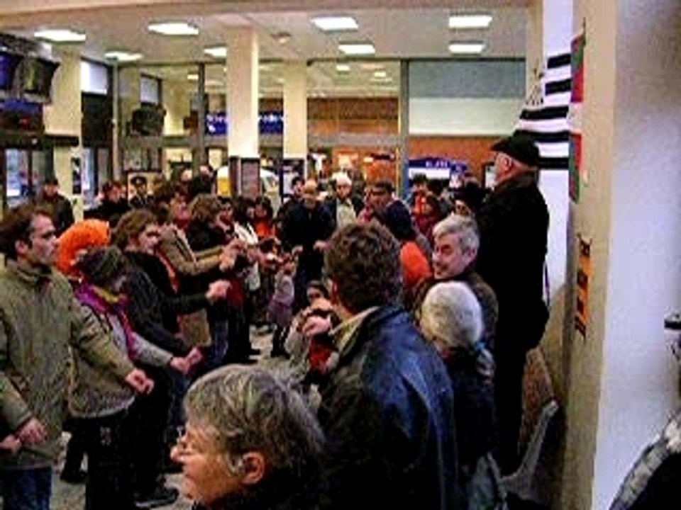 Ai 'ta! Treger: Fest-deiz "Zovach" 2005