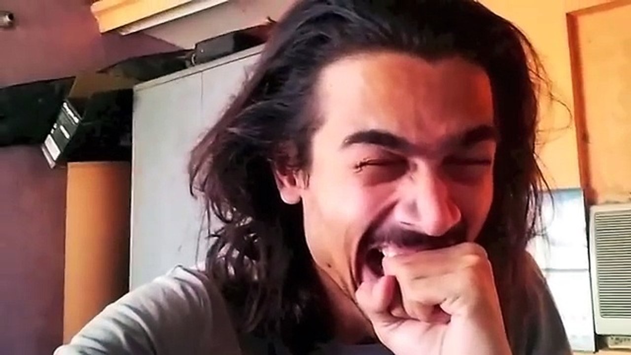 BB Ki Vines-  Fameer Fuddi