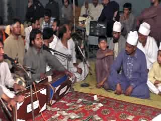 Lahore Mehfil 23-03-2015 Alla Lok Qawwal Nami Da Nam Che Manzil