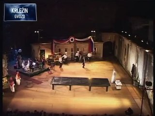 Miroslav Krleža-Ivo i Tena Štivičić: Kazališna predstava \'Pijana noć 1918\' (1/2)