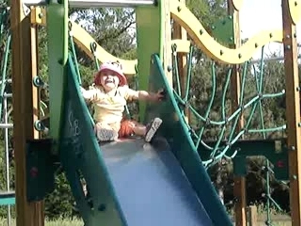 TOBOGGANJULIEMAI07