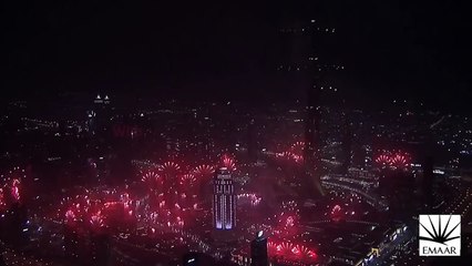 Start 2016 with a little magic with Burj Khalifa & Downtown Dubai!