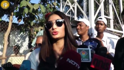 SUNIL SHETTY & ATHIYA II VISHESH CUP CRICKET MATCH BETWEEN DIFFERENTLY ABLED CHILDREN ALONG