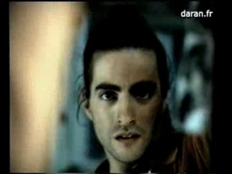 Clip: Trous noirs - DARAN