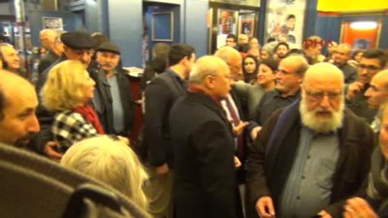 Can Dündar ve Erdem Gül İçin Dayanışma Gecesi Düzenlendi