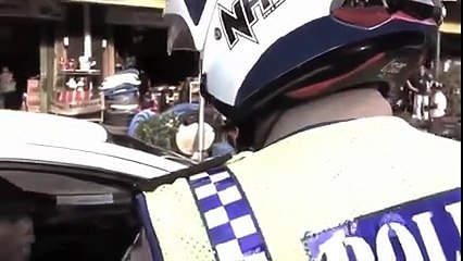 Polisi vs Sopir Taksi Parkir atau Berhenti (Polisi Selalu Menang)