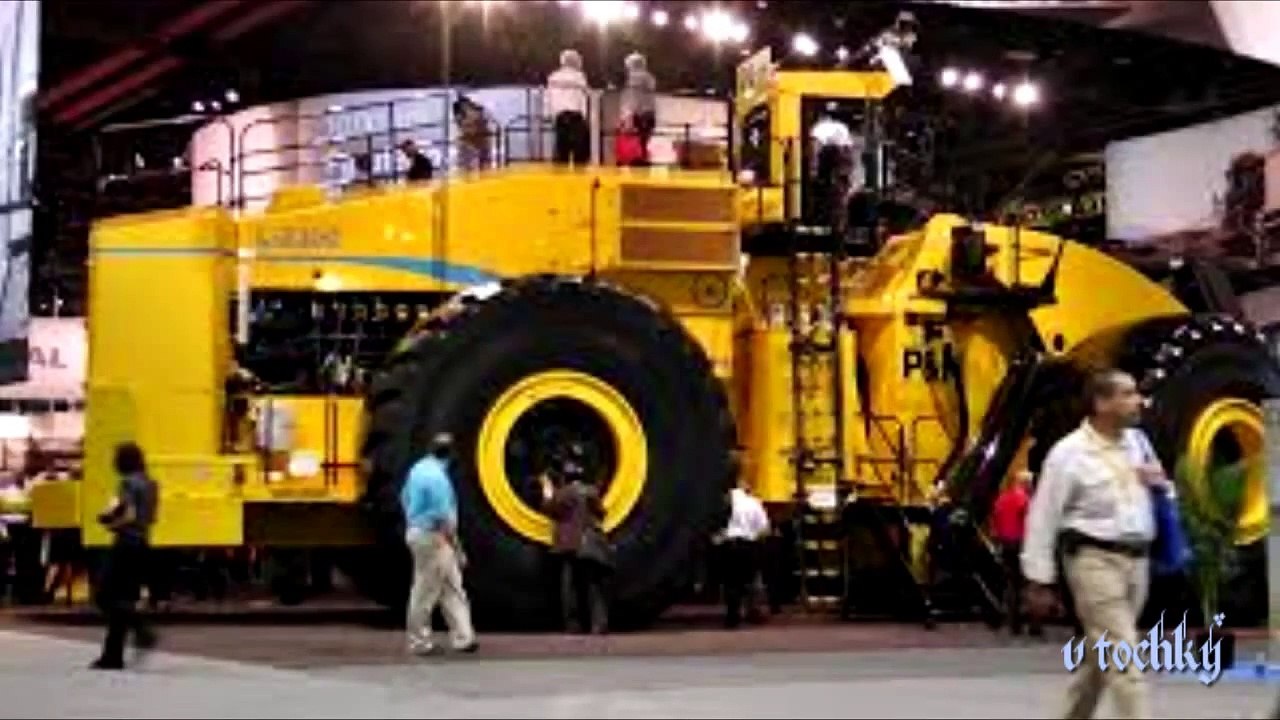 самый большой в мире погрузчик жмет 42 тонны