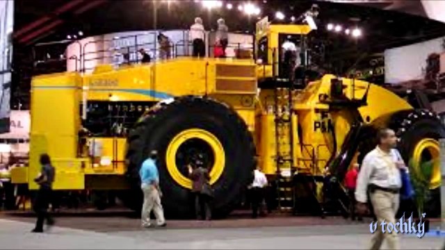 самый большой в мире погрузчик жмет 42 тонны