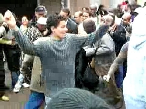 Sans-Papiers en lutte - Visite chez le Député de MASSY