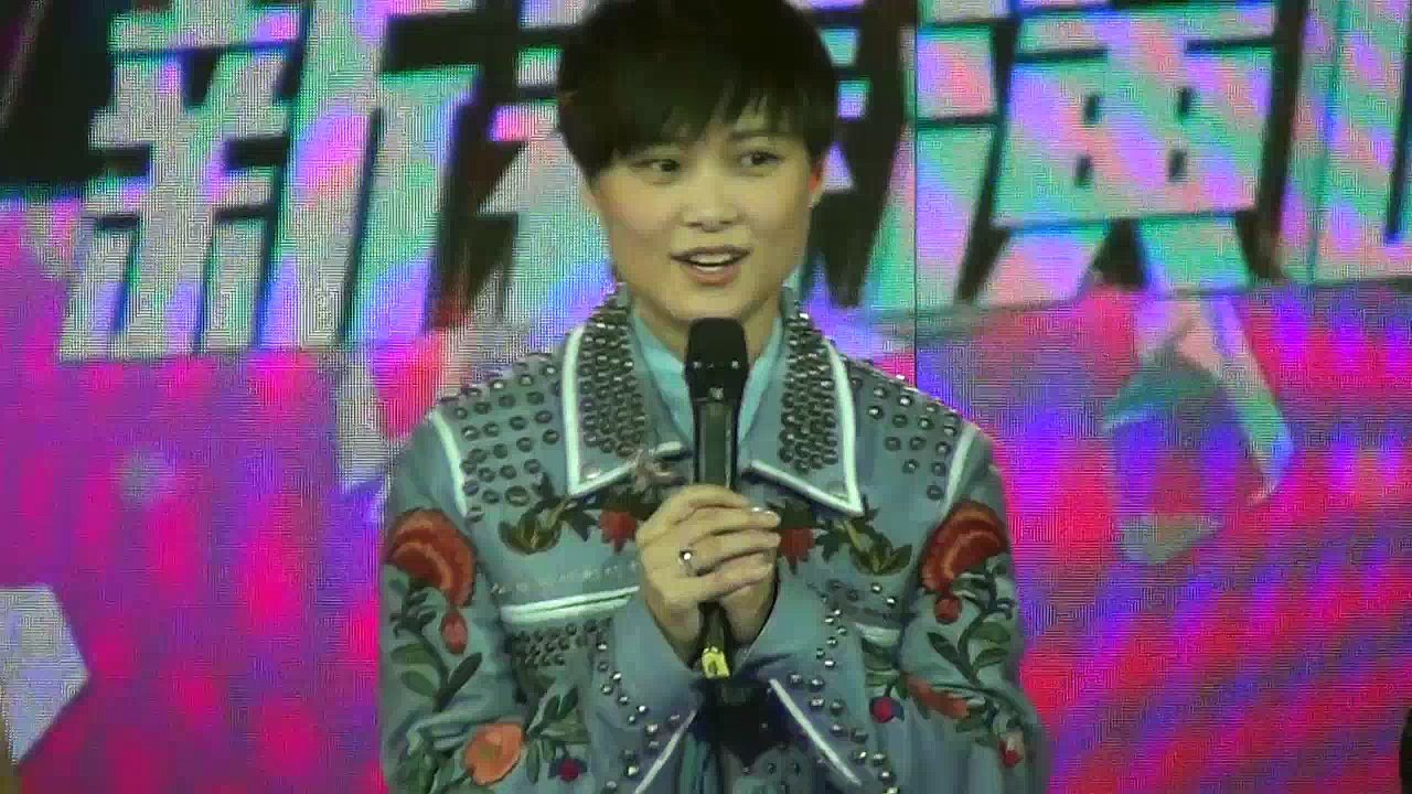 2015.12.21 ‘花开天下’新春演唱会 李宇春部分