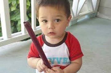 2 years child reciting quran amazing talent