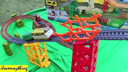 New Versus Old Thomas & Friends Trackmaster Trains - Avalanche Escape Set