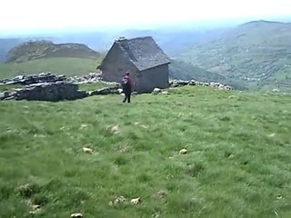 Cantal: Petite rando au chavaroche