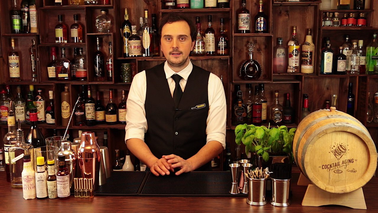 Boulevardier - Fat Washed Bourbon Cocktail selber mixen - Schüttelschule by Banneke