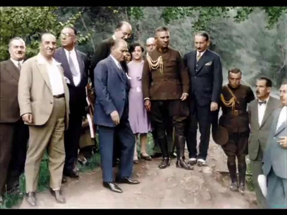 ONUR GENÇ ATATÜRK ÜN SEVDİGİ PARCALAR VE RESİMLERİ