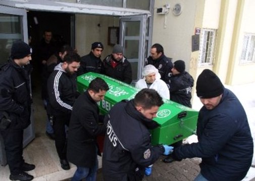 Kıskançlık Krizine Giren Kadın, Polis Eşinin Tabancasıyla İntihar Etti