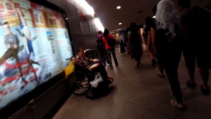 Superstar Celebrity Kurt Tay has a''Buddha Heart'',help Old Chinese Women on 26December2015(Sat)