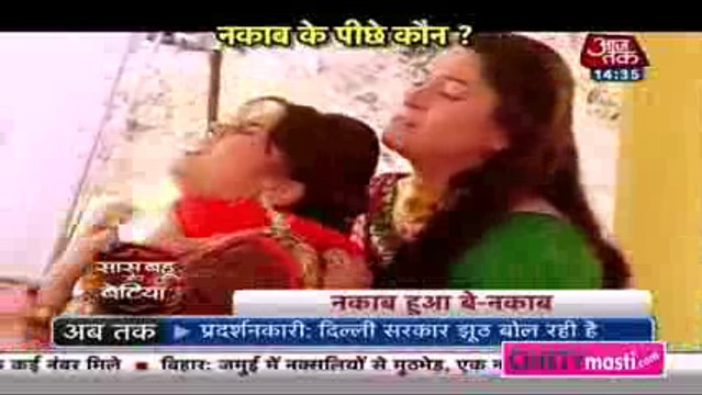 Kokila Ki Humshakal Ne Kiya Gopi Par Jaanleva Hamla 30th January 2016 Saath Nibhaana Saathiya