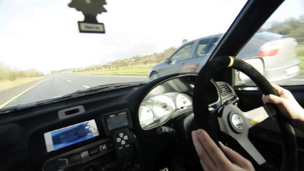 Toyota Glanza V vs. Seat Leon Cupra R