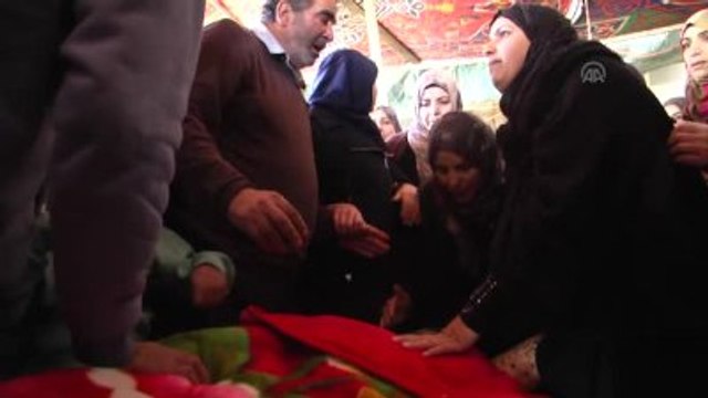 İsrail Askerleri Tarafından Öldürülen Filistinli Gencin Cenaze Töreni