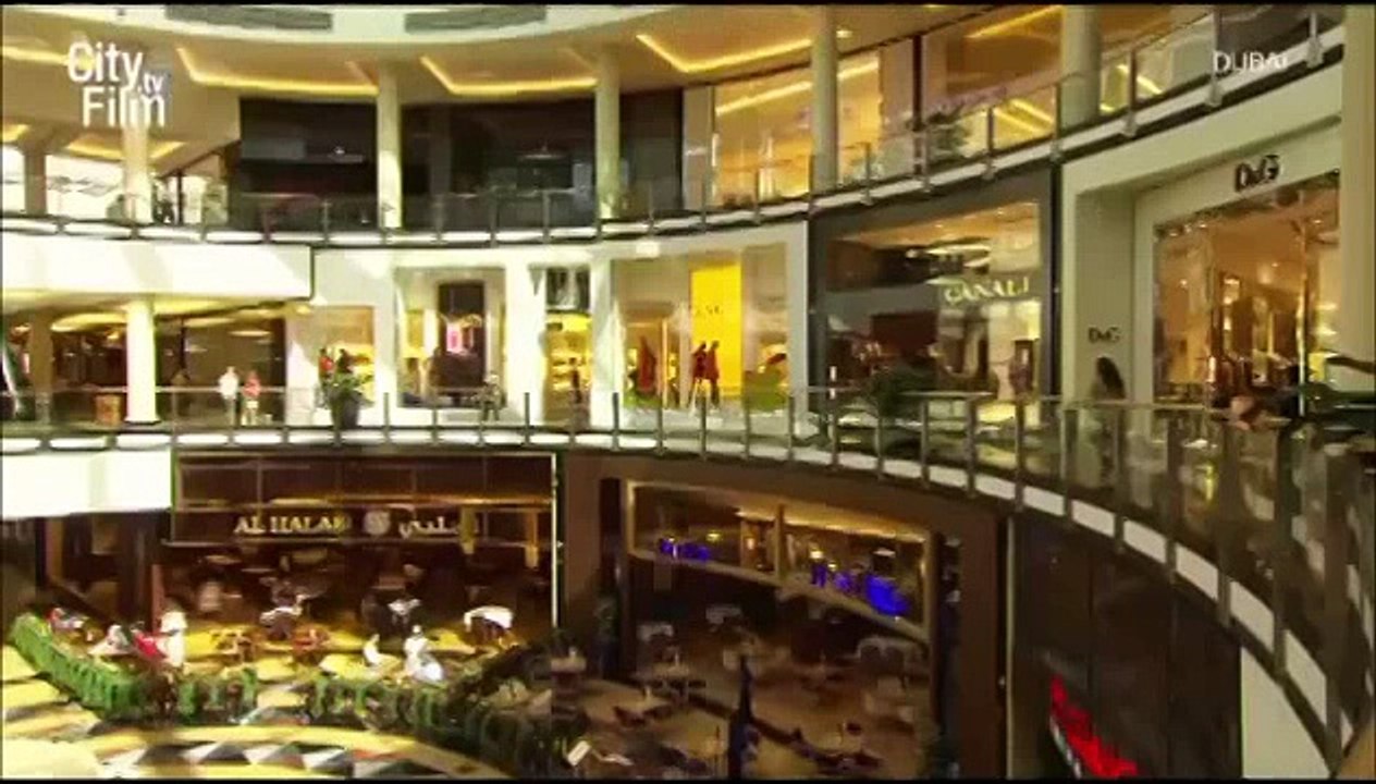 SNOW SKI IN DUBAI