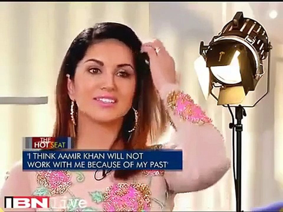 Sunny Leone on hot seat. Replied very calmly to very harsh questions