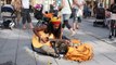 Straßensänger in München -- Bob Marley - No Woman No Cry